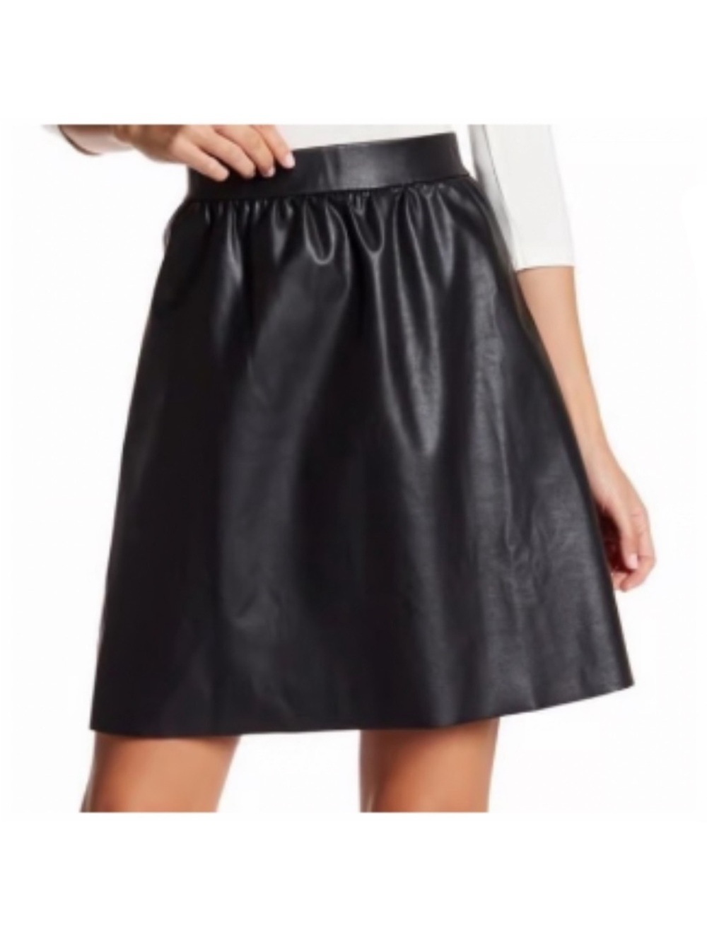 Wolford Black Faux Leather Skirt Size 8 Pull On Lined Knee Length 90s Minimalist